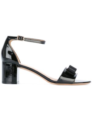 lvatore Ferragamo 'Vara' Lackledersandal sneakers (zwart)