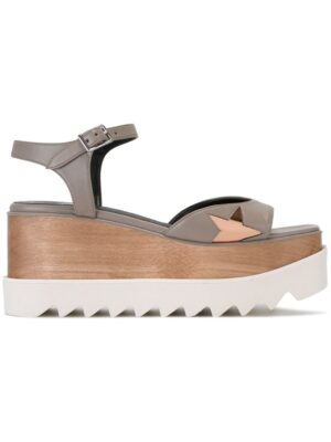 tella McCartney Flatform-Sandalen mit Stern-Patch sneakers (grijs)