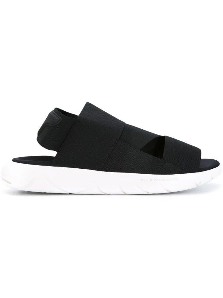 Y-3 'Qasa' Sandal sneakers (zwart)